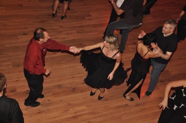min 2009 01 10 station danse 140
